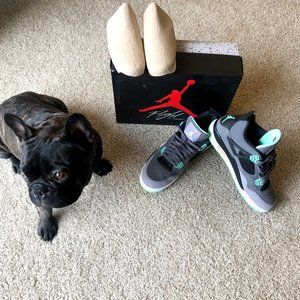 AIR JORDAN | Jordan 4 "Green Glow" [Size: 11.5]